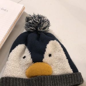 Toddler penguin hat.